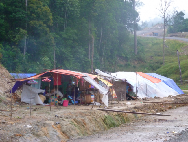 Exposed - the blockaders have moved their tents some 15 kilometres to the main Murum Highway