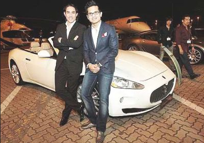 (Left) Billionaire son Mahmud Bekir owns 7 luxury cars.