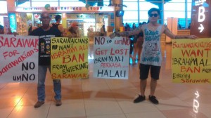 Pengeringat orang mayuh di Sarawak udah bekau orang nemu tuai Perkasa bisi nemuai ke Sarawak minggu nyin kemari