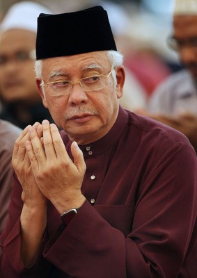 Organised looting? The man in charge of everything is Najib Razak