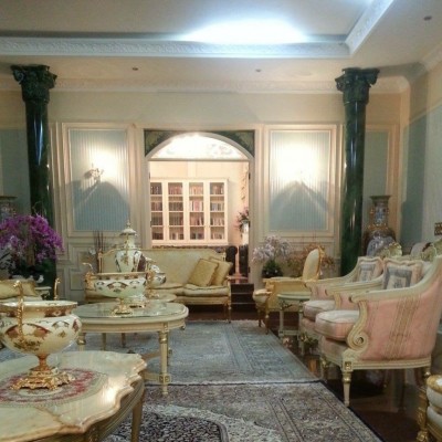 'Reformer' Adenan has even continued Taib's taste for gilt furniture in his reception room where the money is being handed out