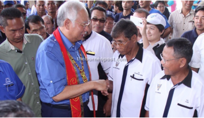 Najib announces RM5 mil to upgrade Bau-Sibuluh road 